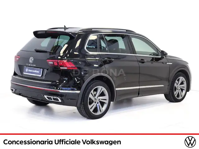 Volkswagen Tiguan view 5