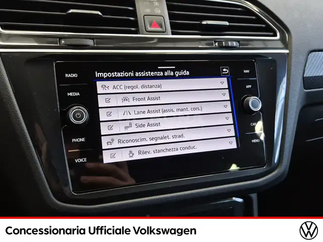 Volkswagen Tiguan view 15