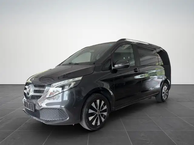 Mercedes-Benz 250 V 250d EDITION 4MATIC kompakt/AHK/SHZ/NAV/LED