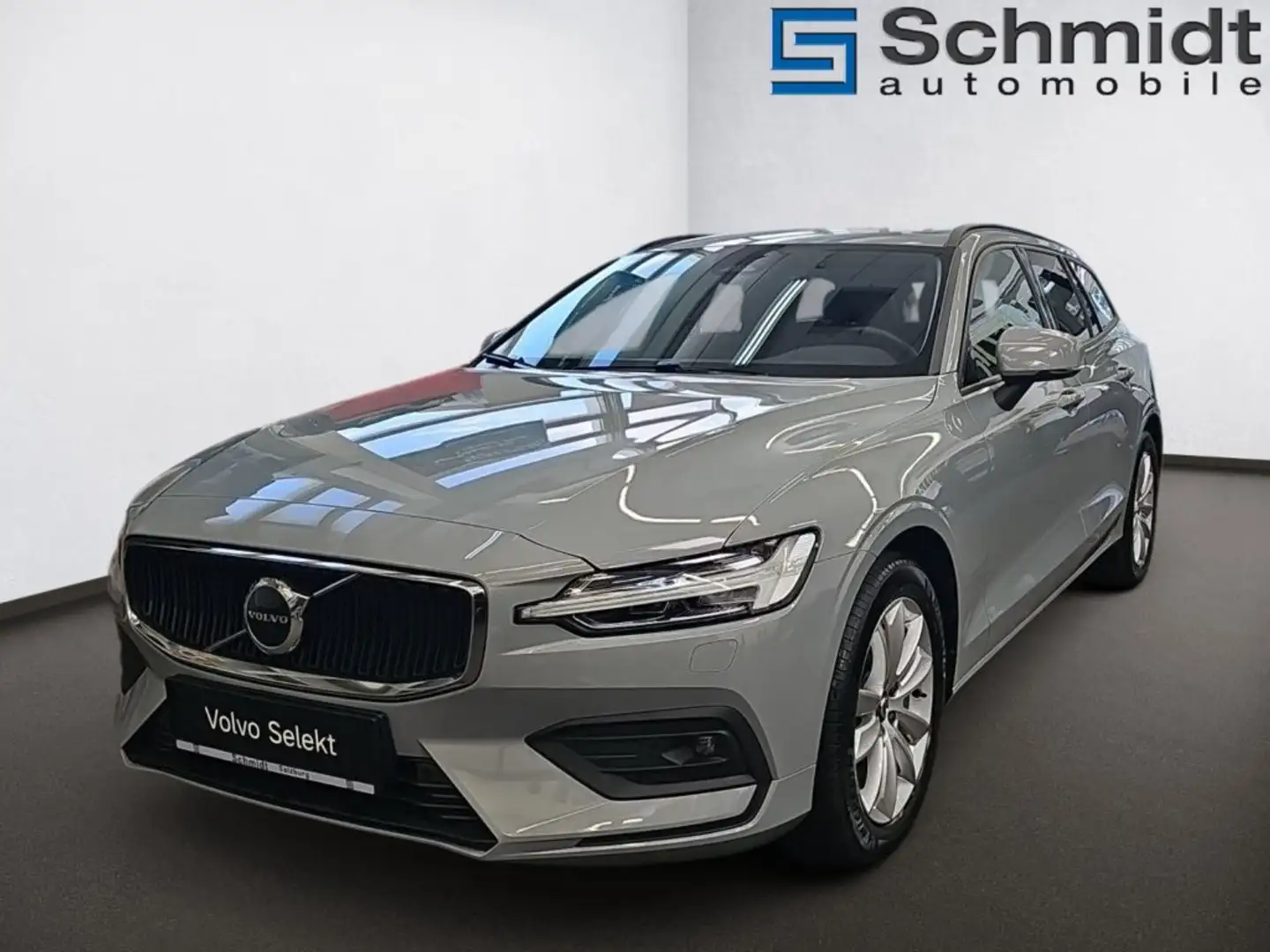 Volvo V60 B4 Core Mild-Hybrid Geartronic Grau - 1