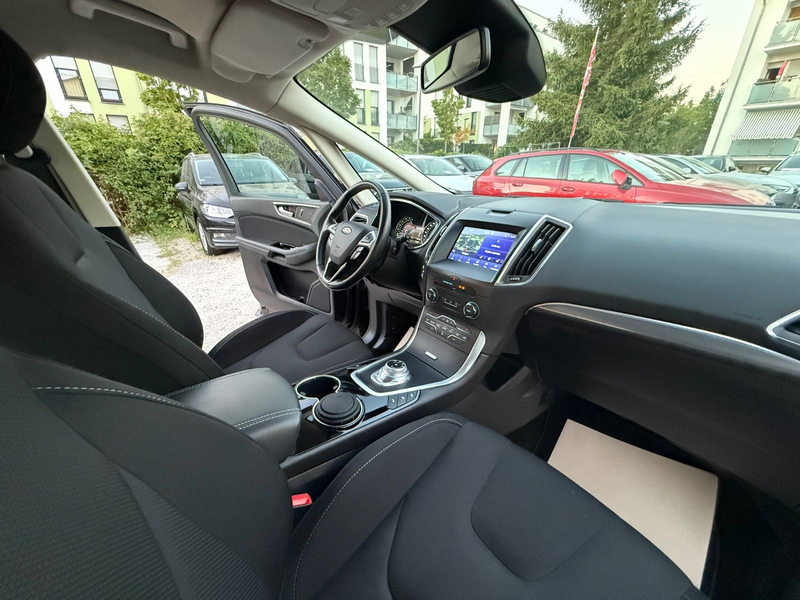 Ford S-Max 2.0 EcoBlue Aut Titanium Kamera Navi 1.Han — photo 12