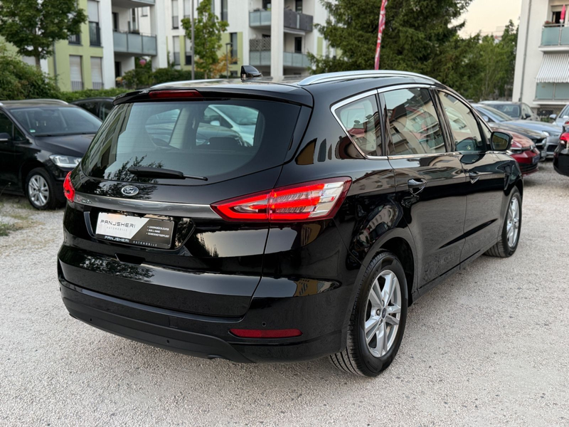 Ford S-Max 2.0 EcoBlue Aut Titanium Kamera Navi 1.Han — photo 6