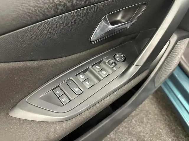 Peugeot 308 SW view 15
