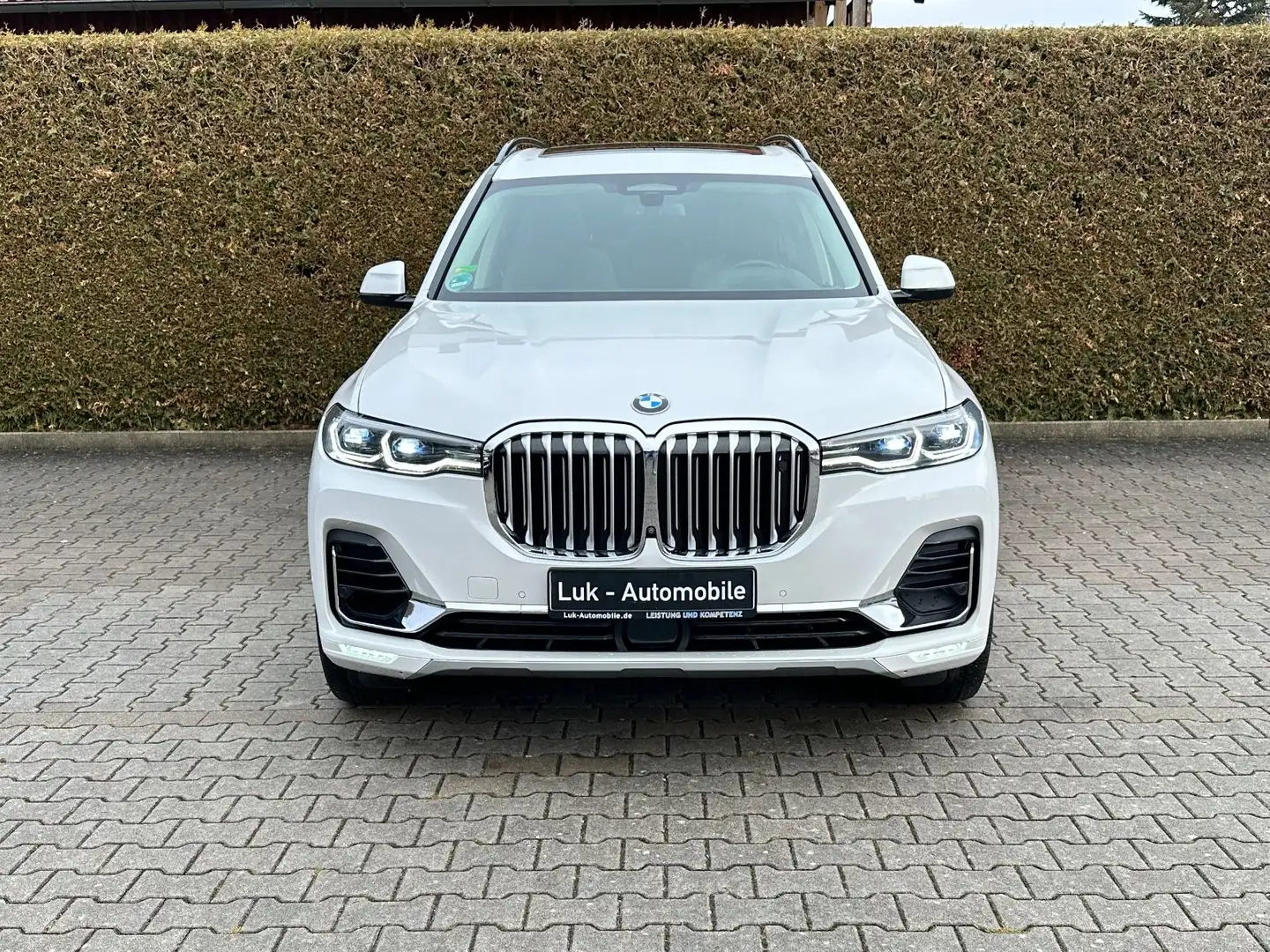 BMW X7 3.0d °Individual°DVD Rear°NightVisio°SoftCl° Blanc - 2