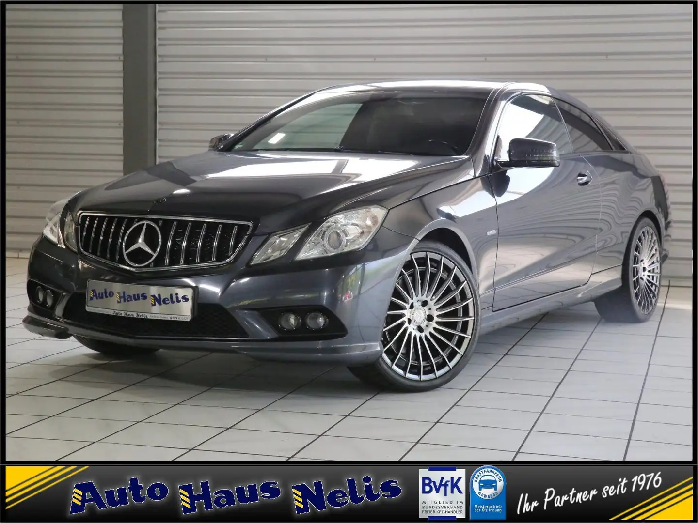 Mercedes-Benz E 350 CGI Coupe AMG Sport Navi-Comand Avantgarde Gris - 1