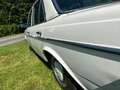 Mercedes-Benz 240 Oldtimer Limousine Weiß - thumbnail 13