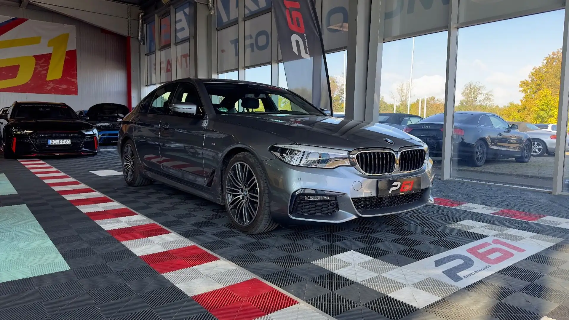 BMW 530 Baureihe 5 Lim. 530 d xDrive M Sport Blau - 1