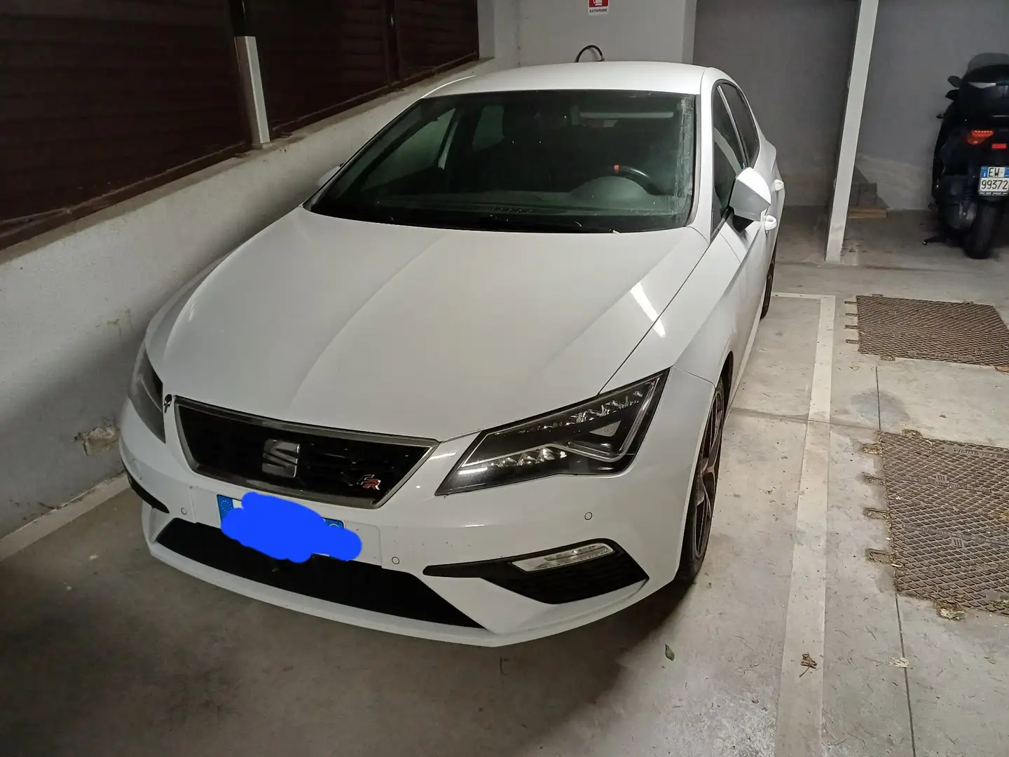 SEAT Leon 2.0 tdi FR 150cv my20 - 2