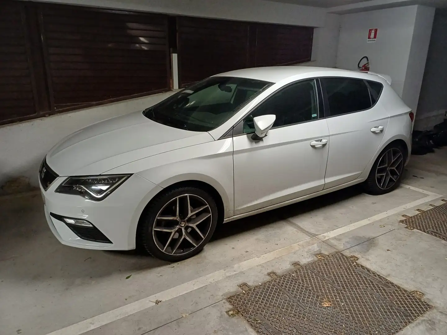 SEAT Leon 2.0 tdi FR 150cv my20 - 1