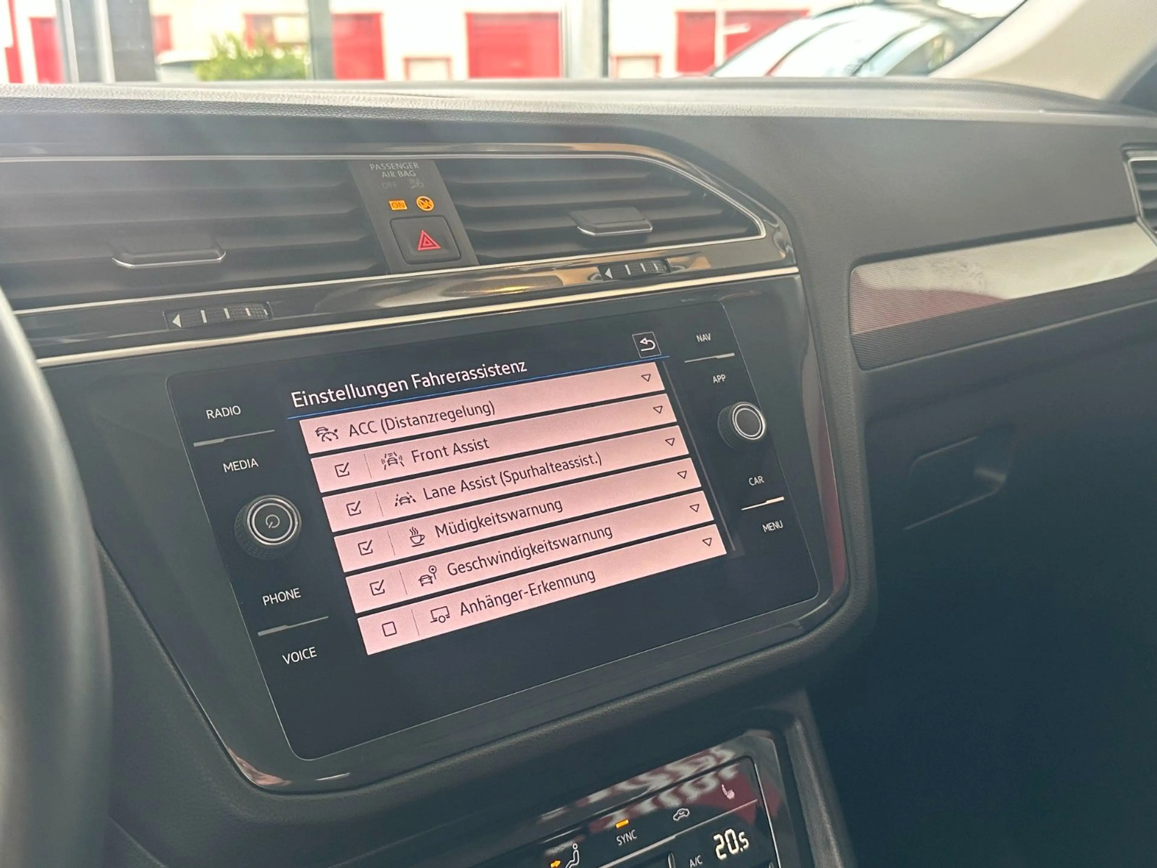Volkswagen Tiguan Allspace 1.5TSI DSG,7SITZ,AHK,NaviLED,1Hd — photo 9