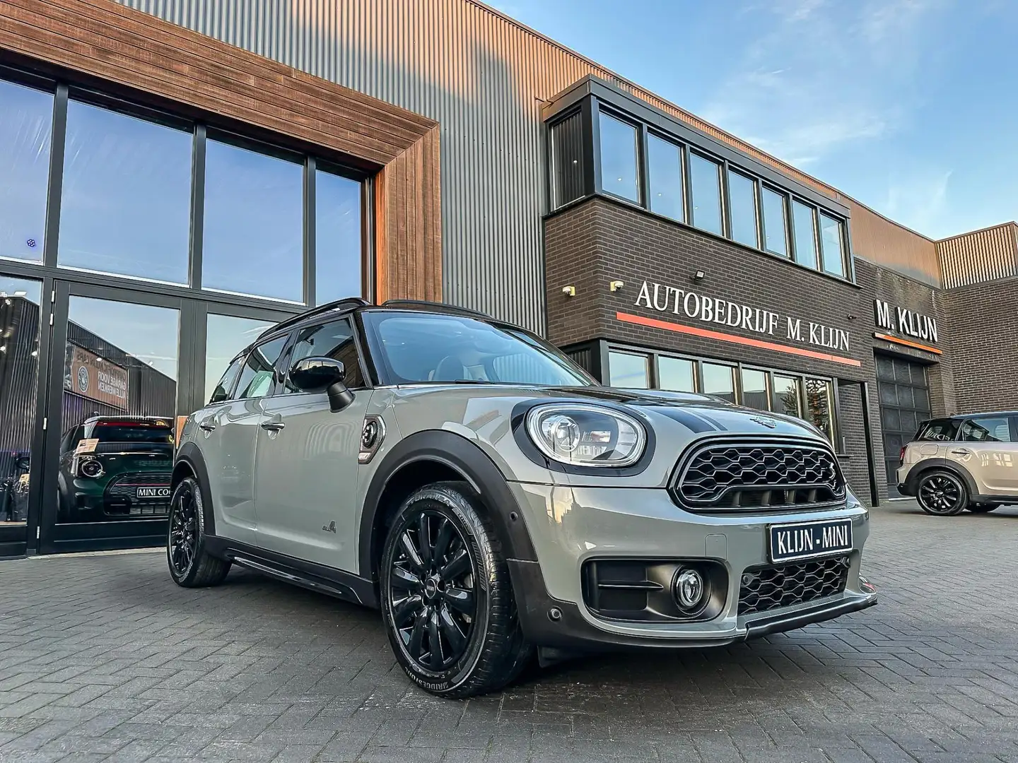MINI Cooper S Countryman Mini 2.0 E ALL4 Aut 224pk/Nardo/Jcw stoelen/Camera Šedá - 1