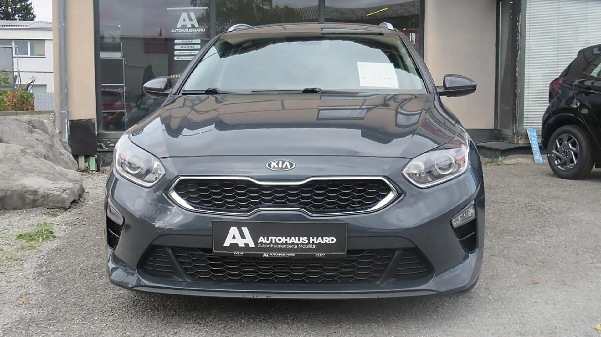 Kia Ceed SW / cee'd SW ceed SW 1,4 TGDI ISG Silber MT6 Erstbesitz | S... Grau - 2