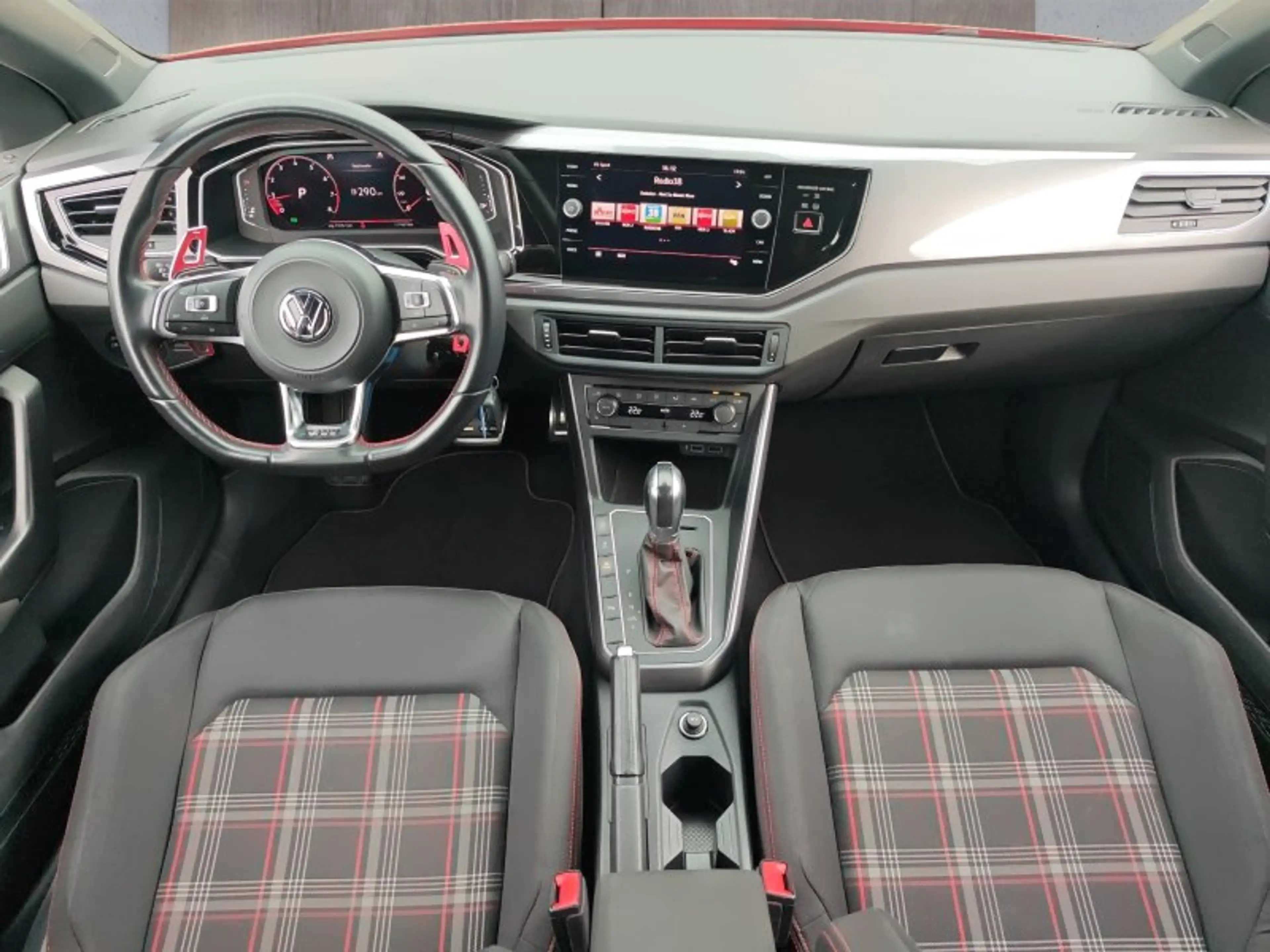 Volkswagen Polo GTI 2.0 TSI DSG  ACC/DCC — photo 10