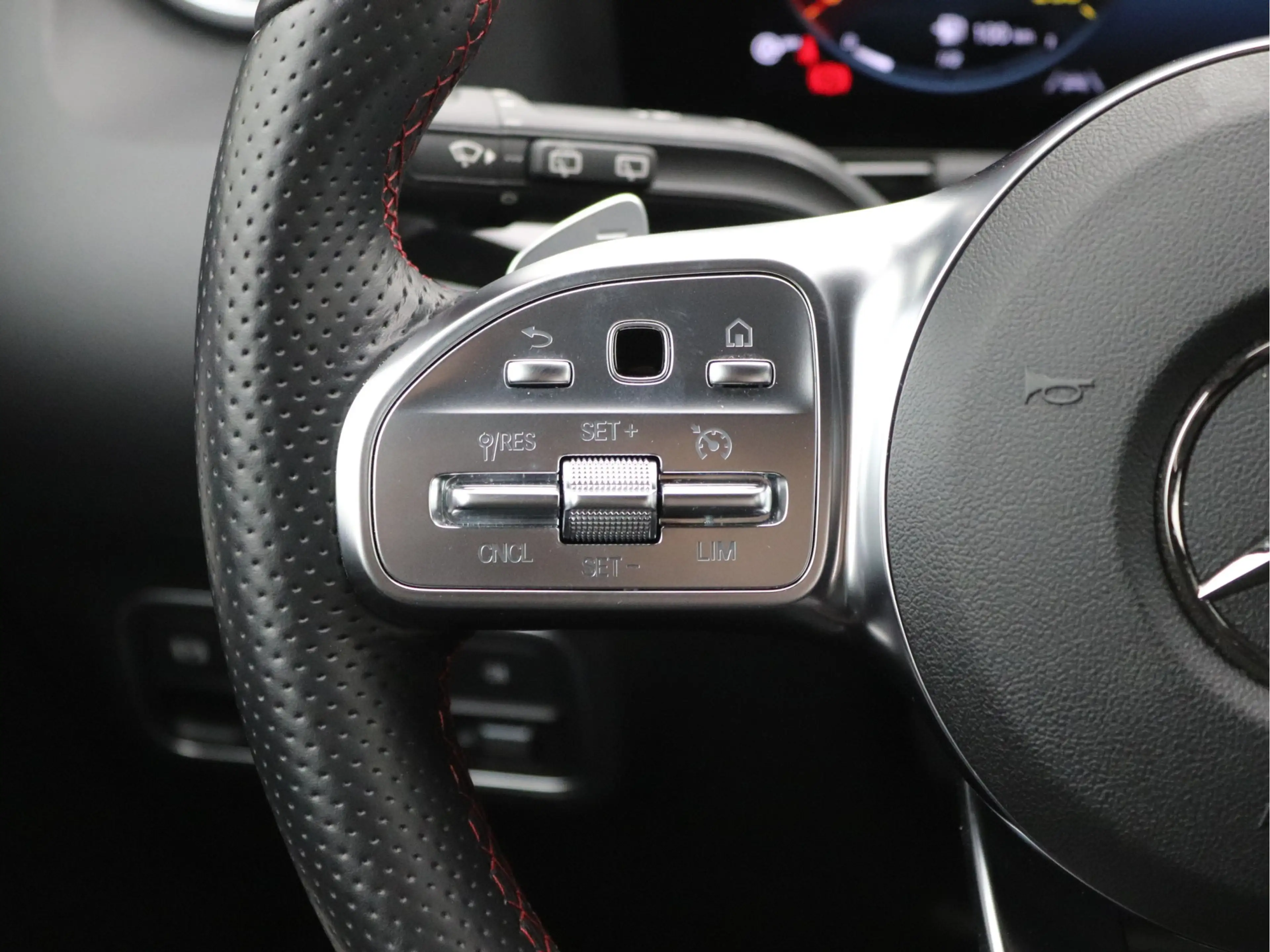 Mercedes-Benz GLA 250 4MATIC AMG Memory, 360° Camera, Sfeer, Carplay — photo 15
