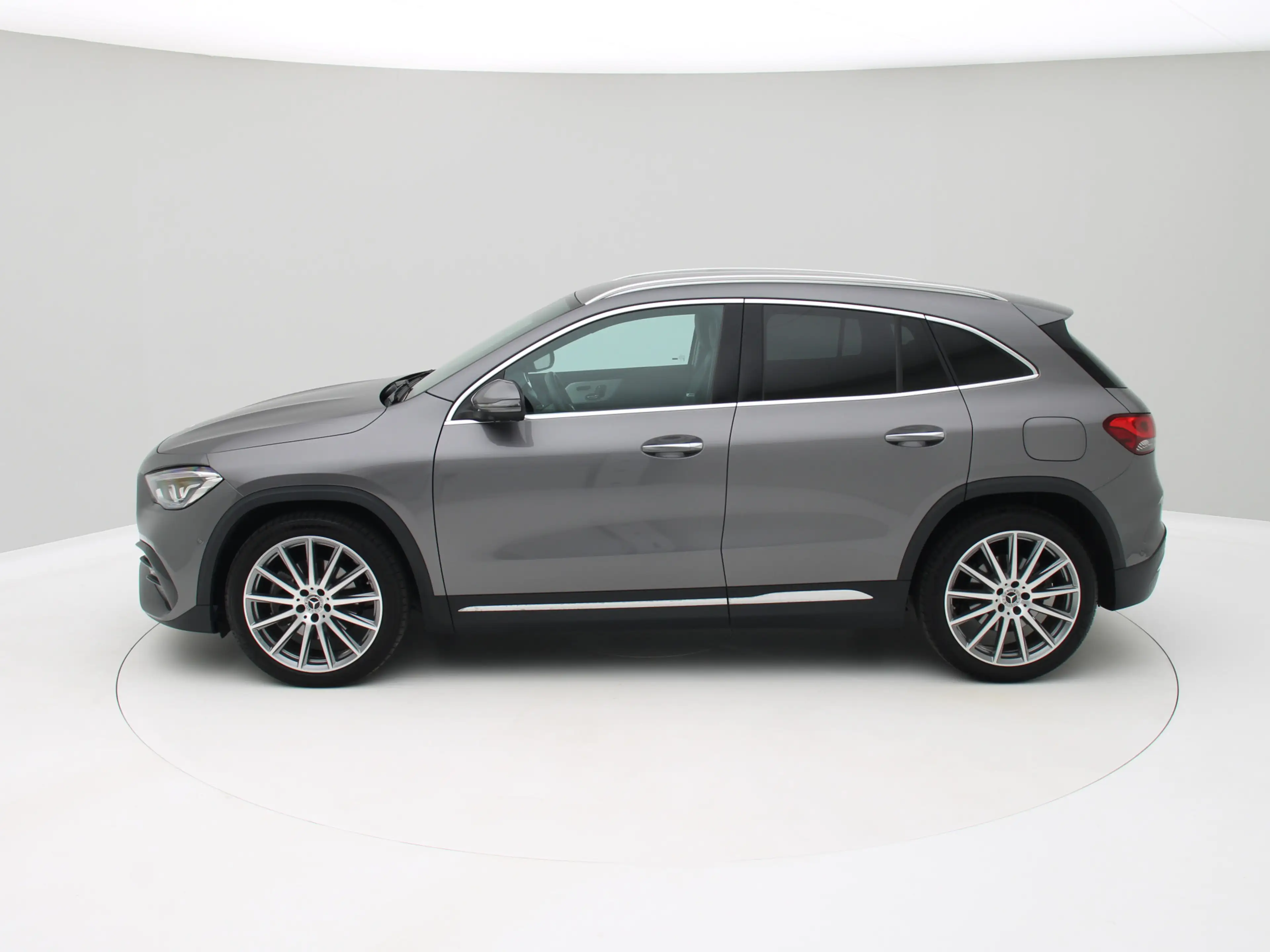 Mercedes-Benz GLA 250 4MATIC AMG Memory, 360° Camera, Sfeer, Carplay — photo 2