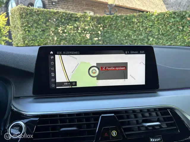 BMW 5 Series view 18