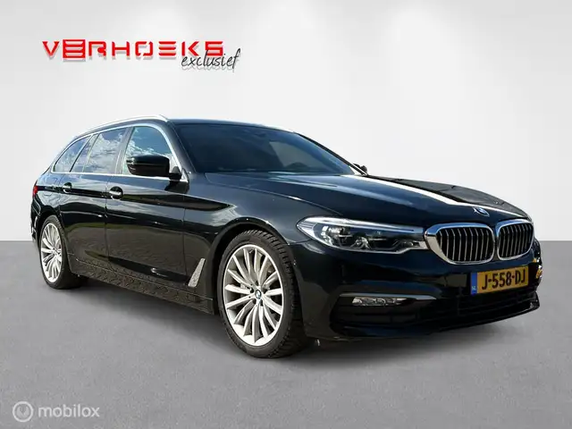 BMW 5 Series view 3