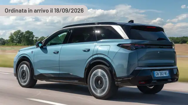 Peugeot 5008 motore elettrico (73kWh) 210CV Allure Business