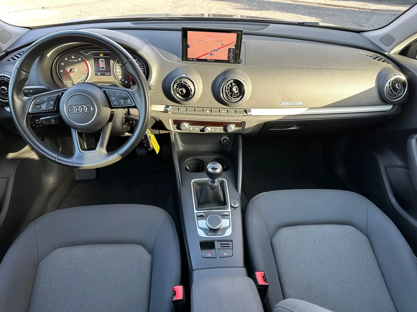 Audi A3 Sportback 30 1.0 TFSI 116cv NAVI MMI \ XENON Azul - 2