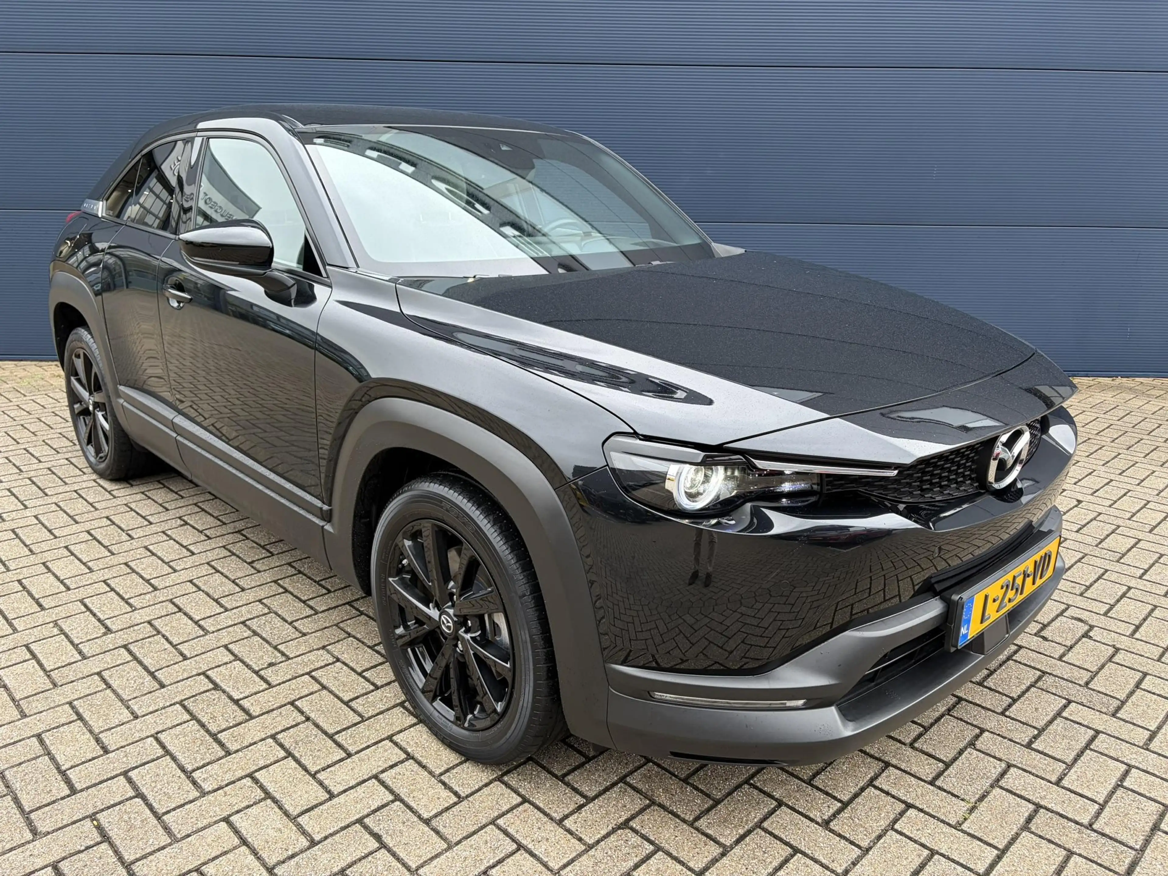 Mazda MX-30 e-SkyActiv 145 Comfort 36 kWh | Navigatie | Stoelv — photo 4