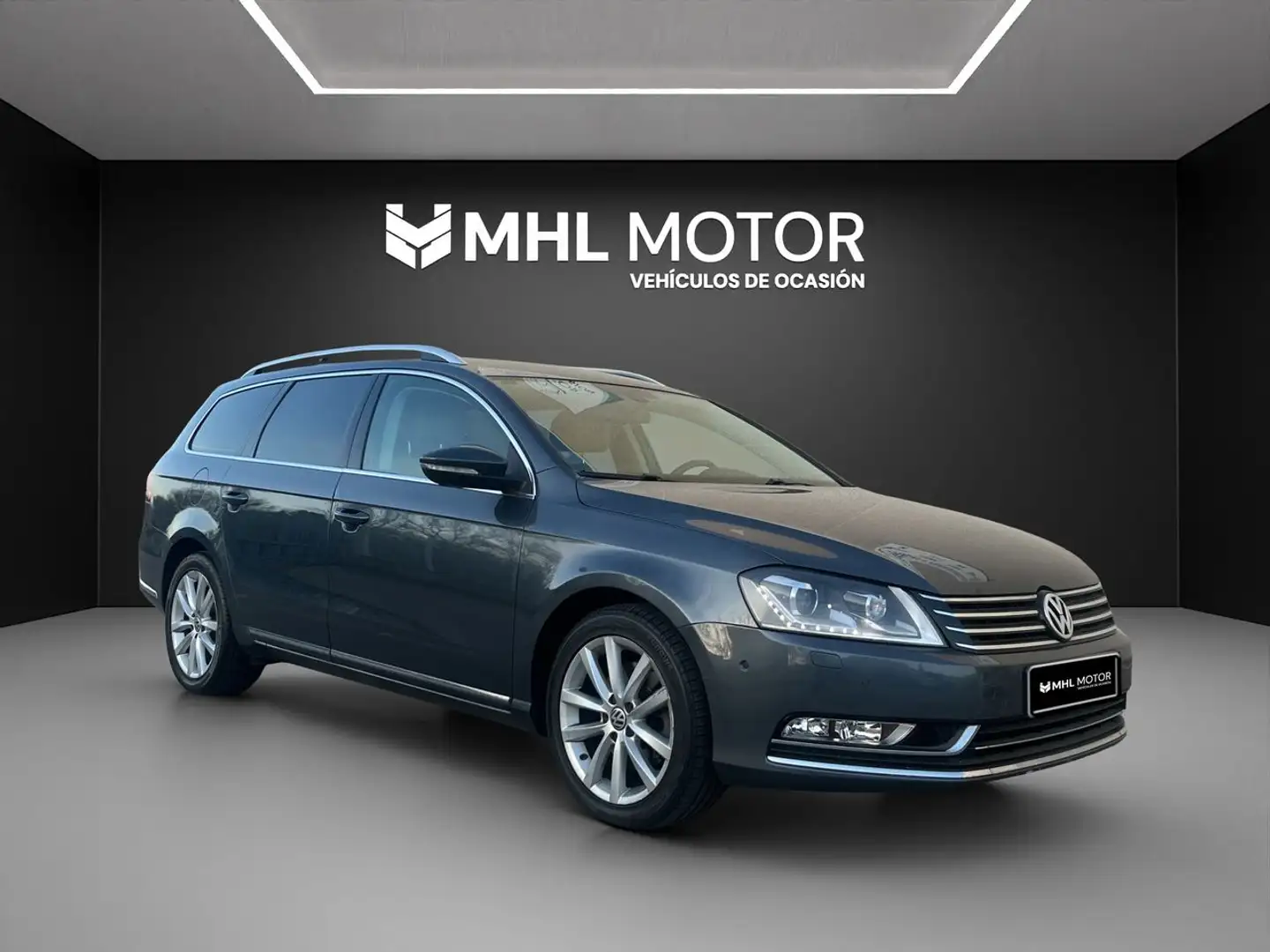 Volkswagen Passat Variant 2.0TDI Exclusive BMT DSG Gris - 1