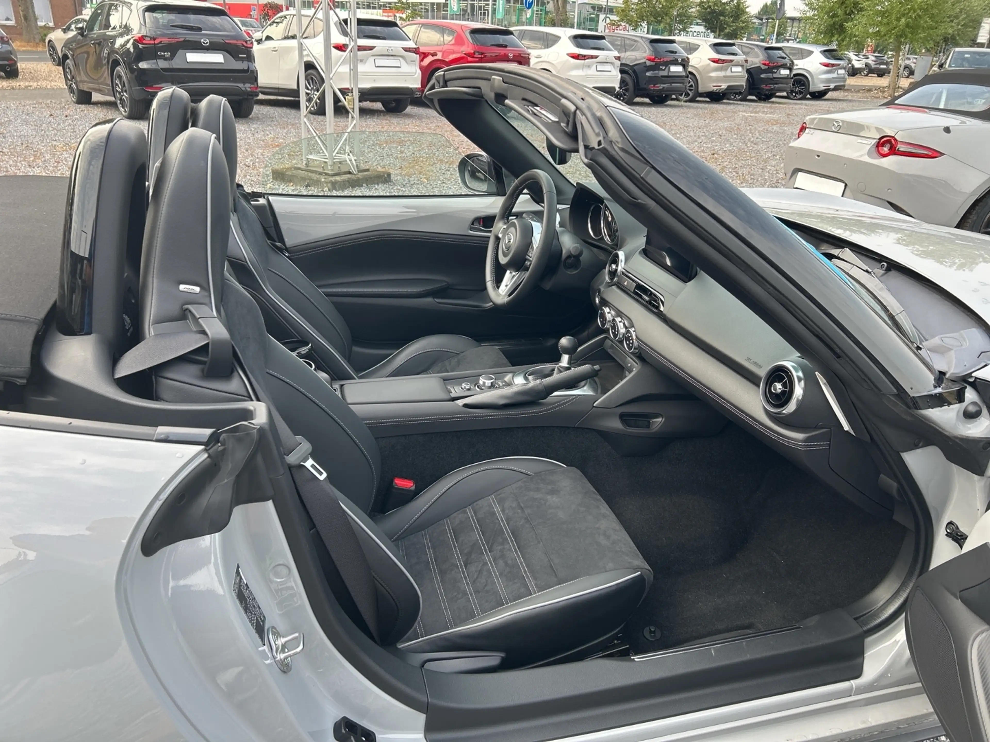 Mazda MX-5 HOMURA+RECARO+BOSE+MATRIX+CARPLAY+AKTION!! — photo 7