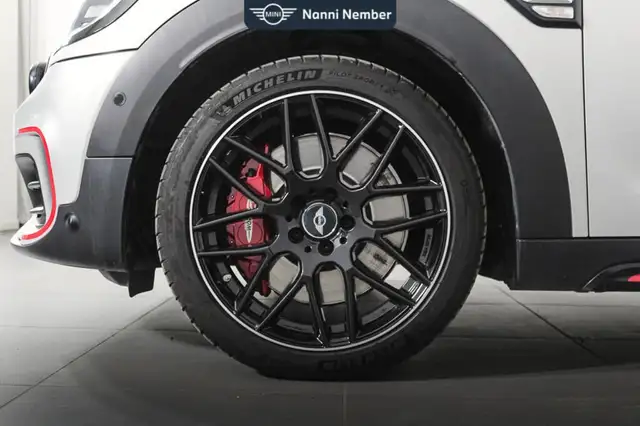 MINI Countryman view 7