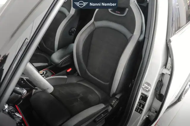 MINI Countryman view 14