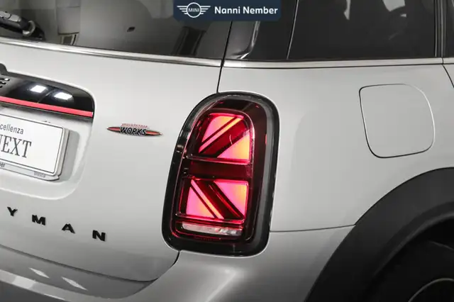 MINI Countryman view 6