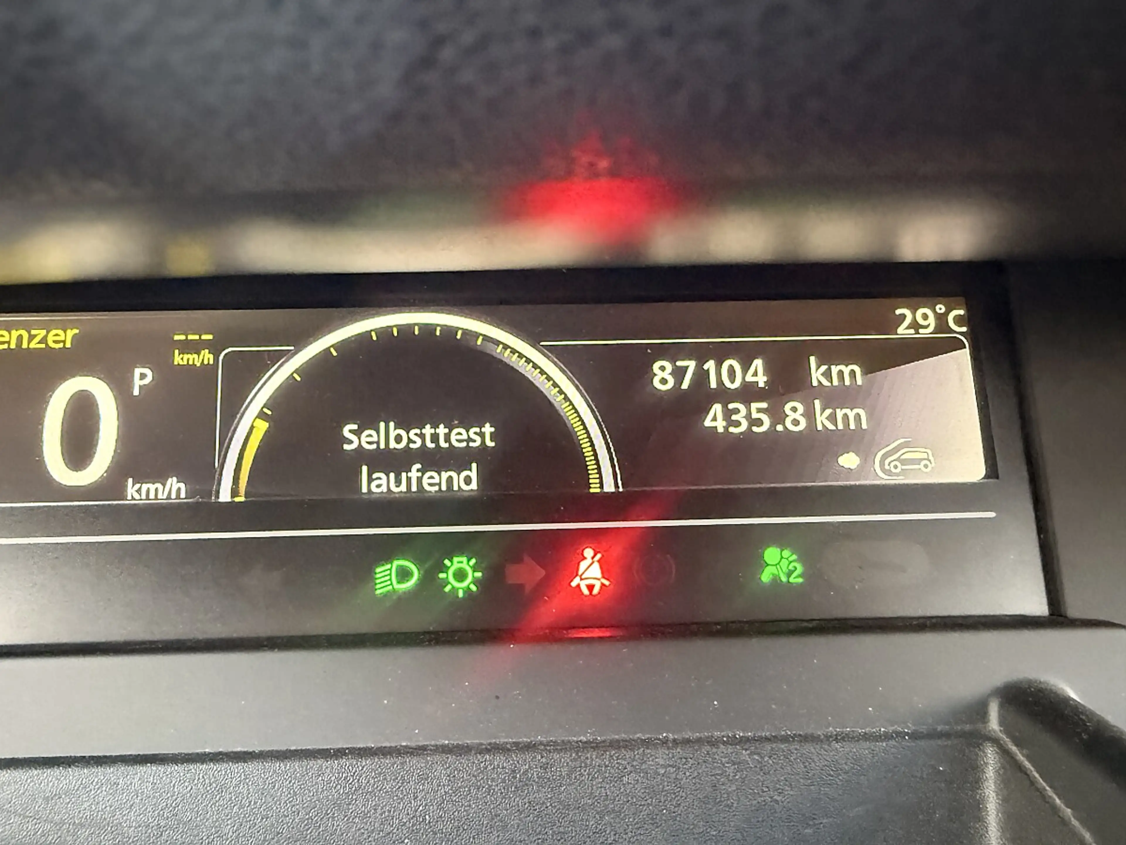 Renault Scenic Scénic dCi 110 EDC Dynamique — photo 15