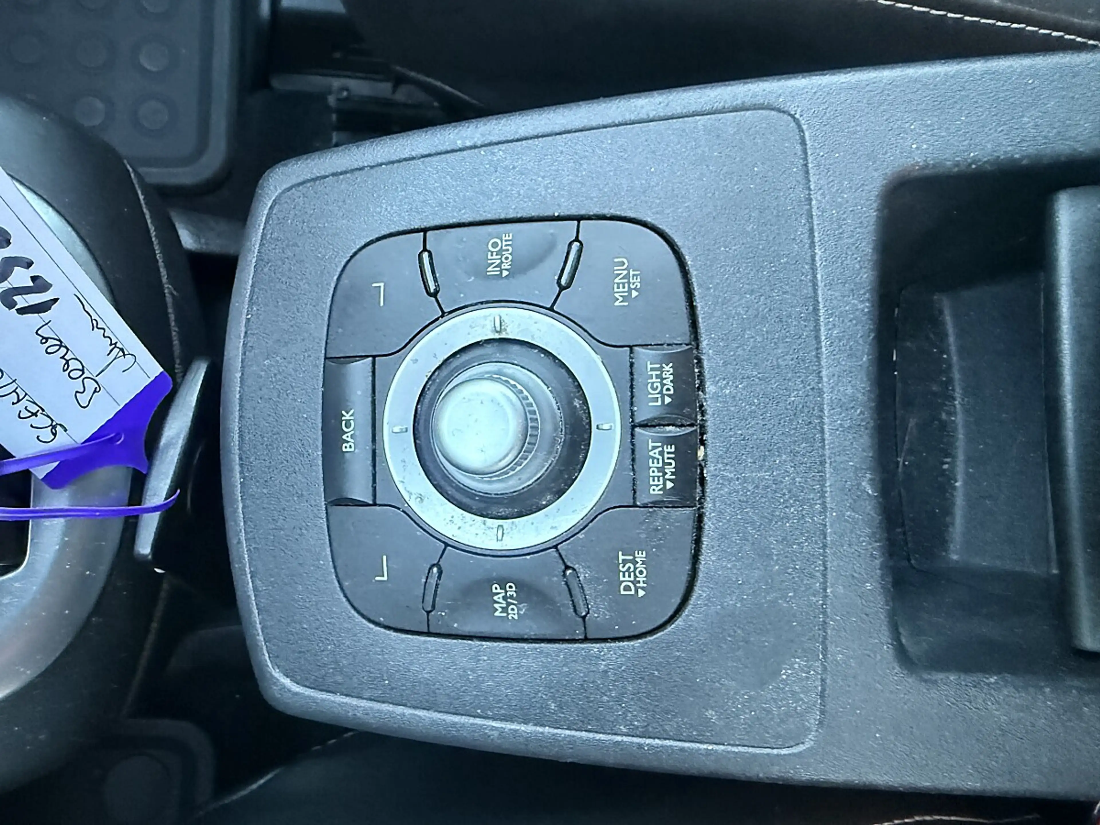 Renault Scenic Scénic dCi 110 EDC Dynamique — photo 13
