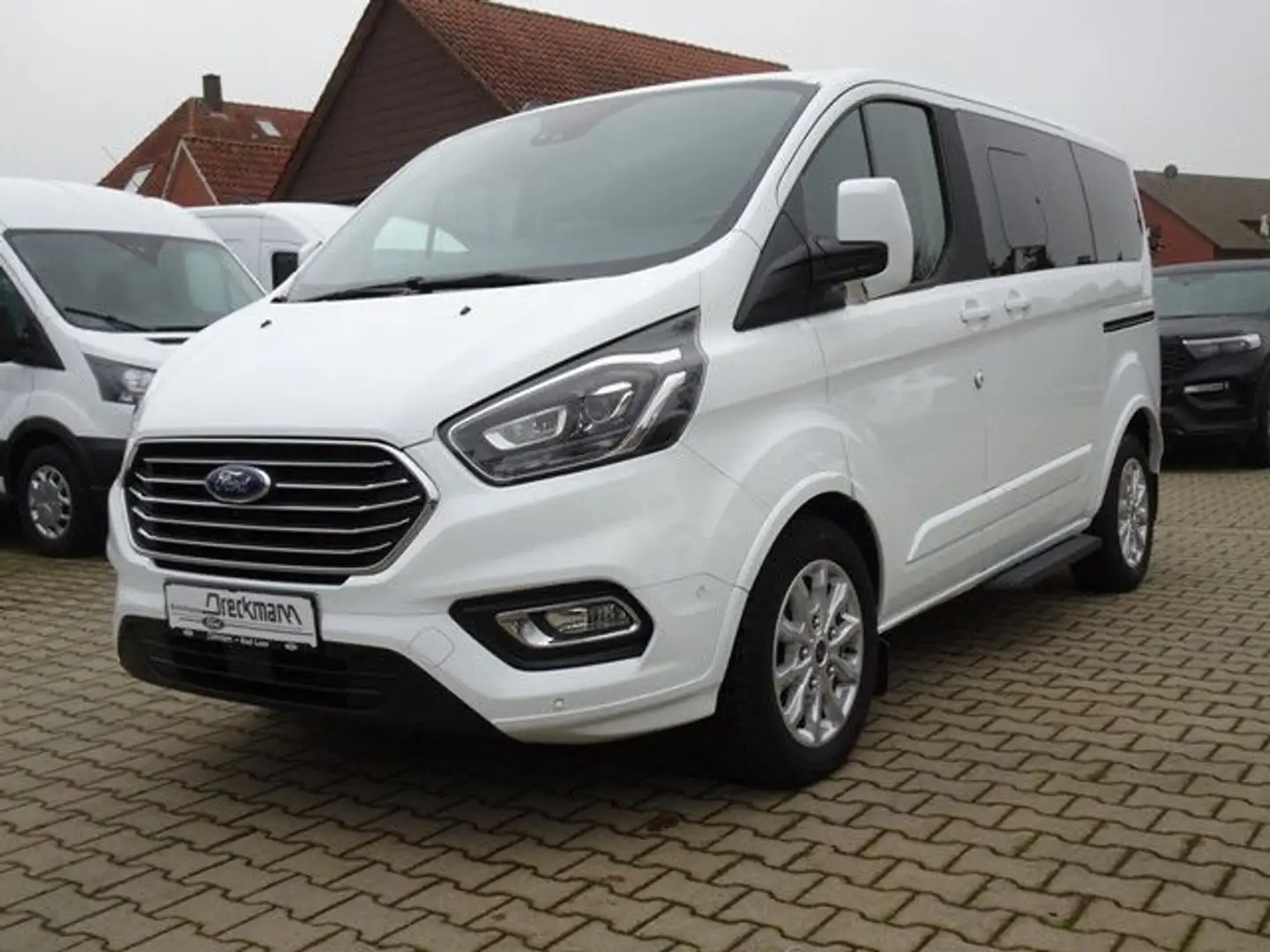 Ford Tourneo Custom Titanium Weiß - 1