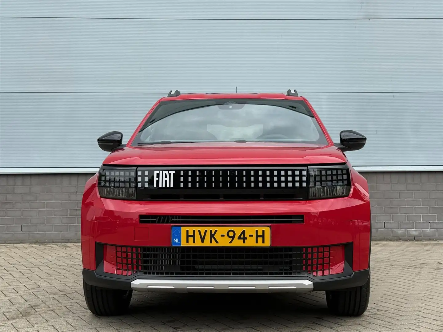 Fiat Grande Panda 1.2 Hybrid 100pk eDCT6 Icon | Automaat | Parkeerse Rood - 2