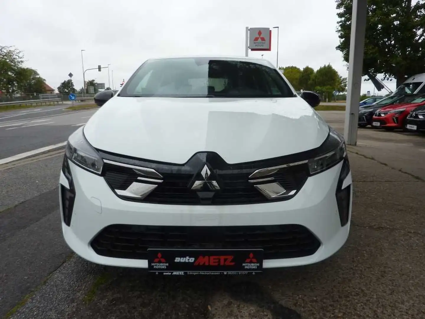 Mitsubishi Colt Select 1.6 Hybrid Automatik MJ 2025 Weiß - 2