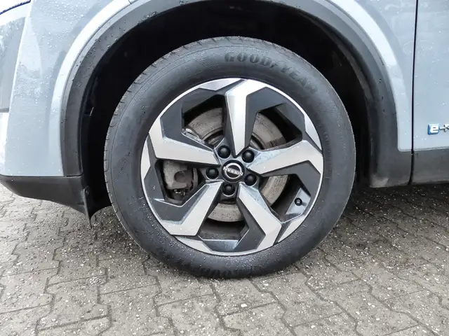 Nissan Qashqai view 3