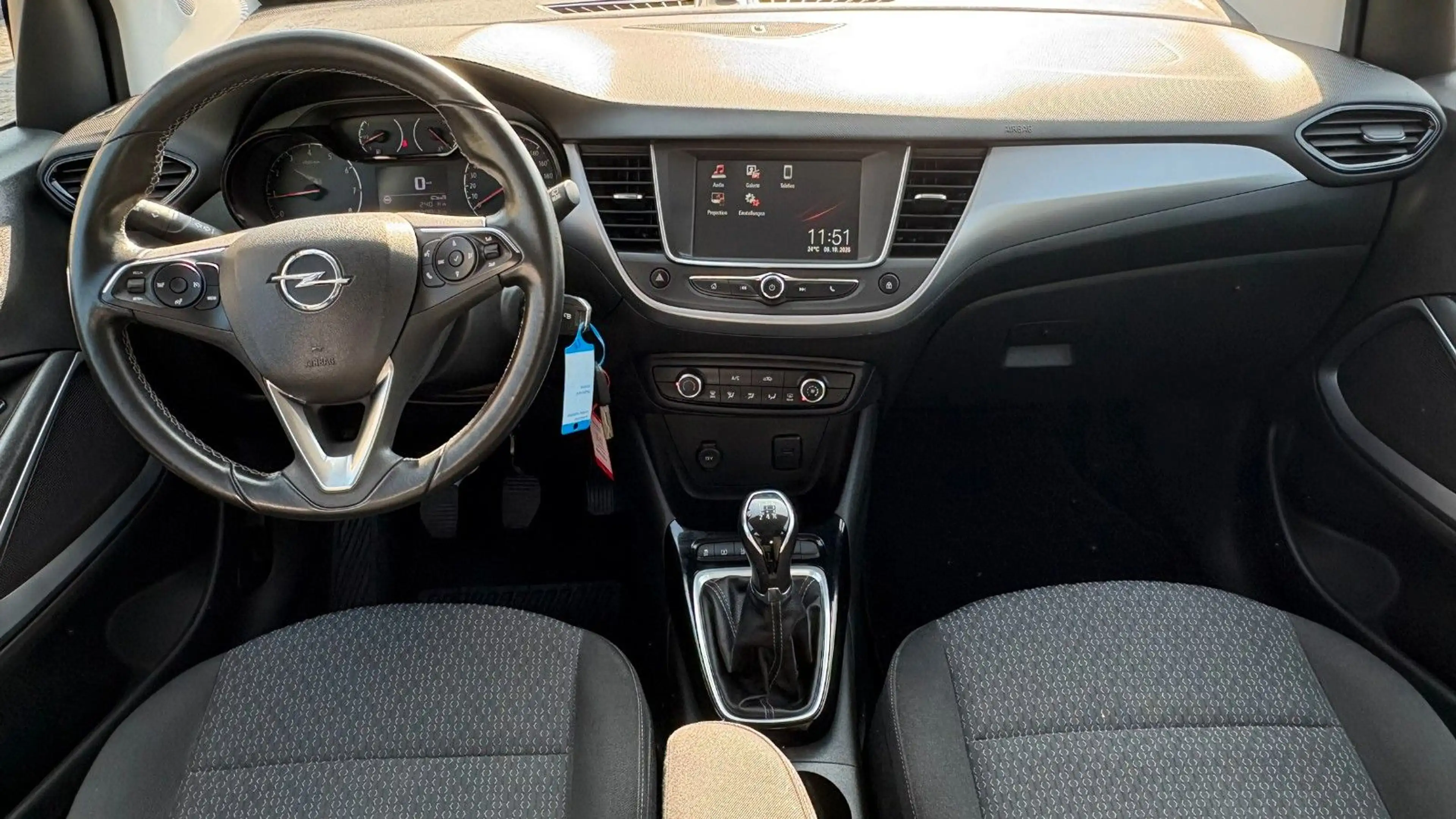 Opel Crossland X Crossland — photo 8
