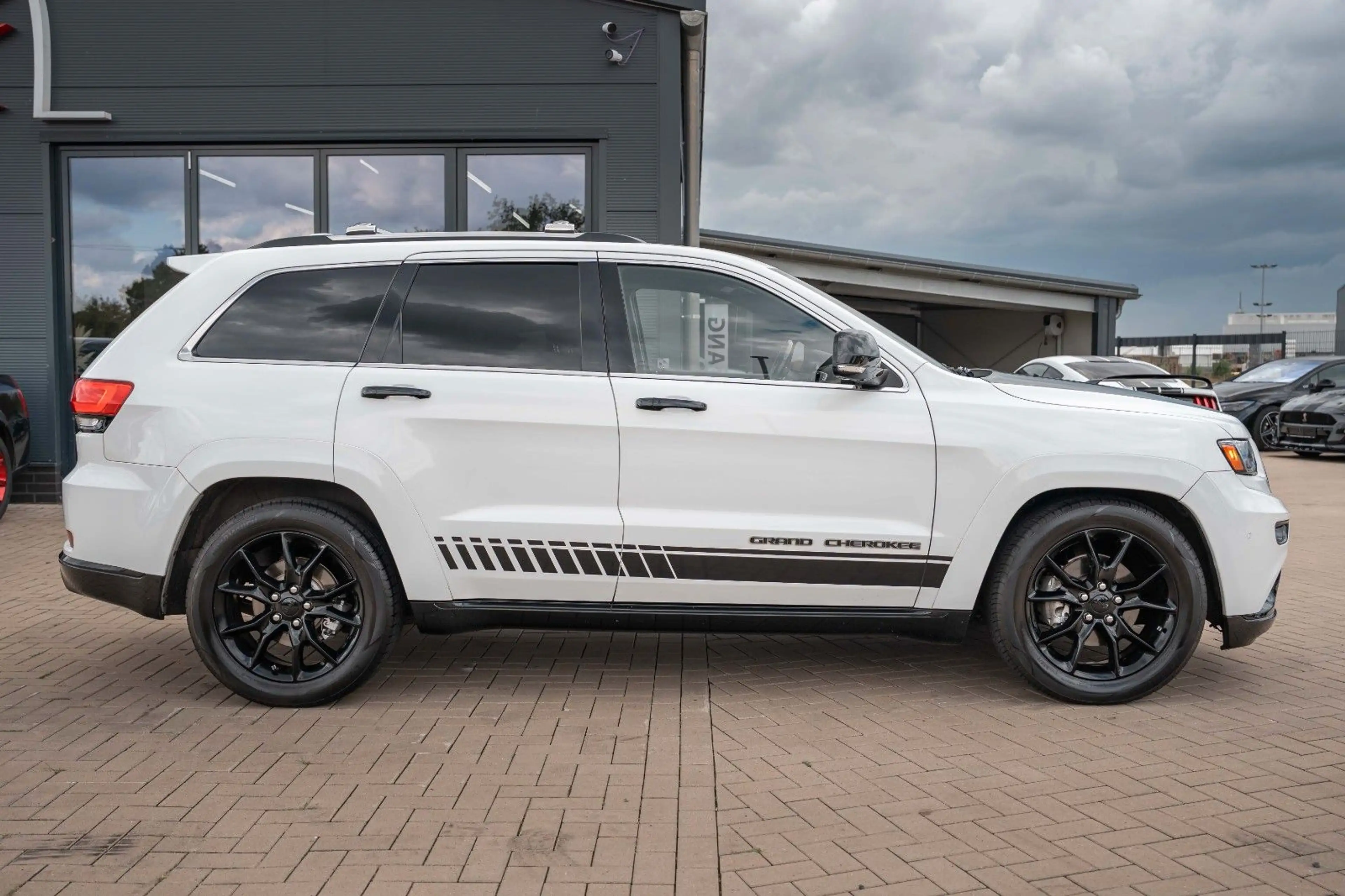 Jeep Grand Cherokee 3.6 V6 Summit LPG — photo 11