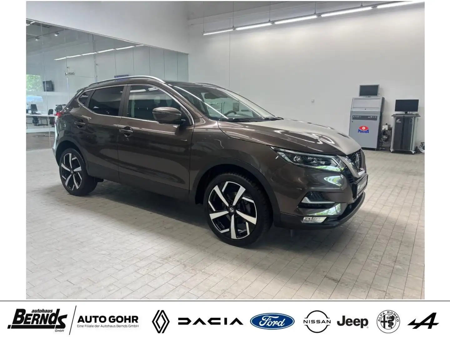 Nissan Qashqai 1.2 DIG-T TEKNA - 2