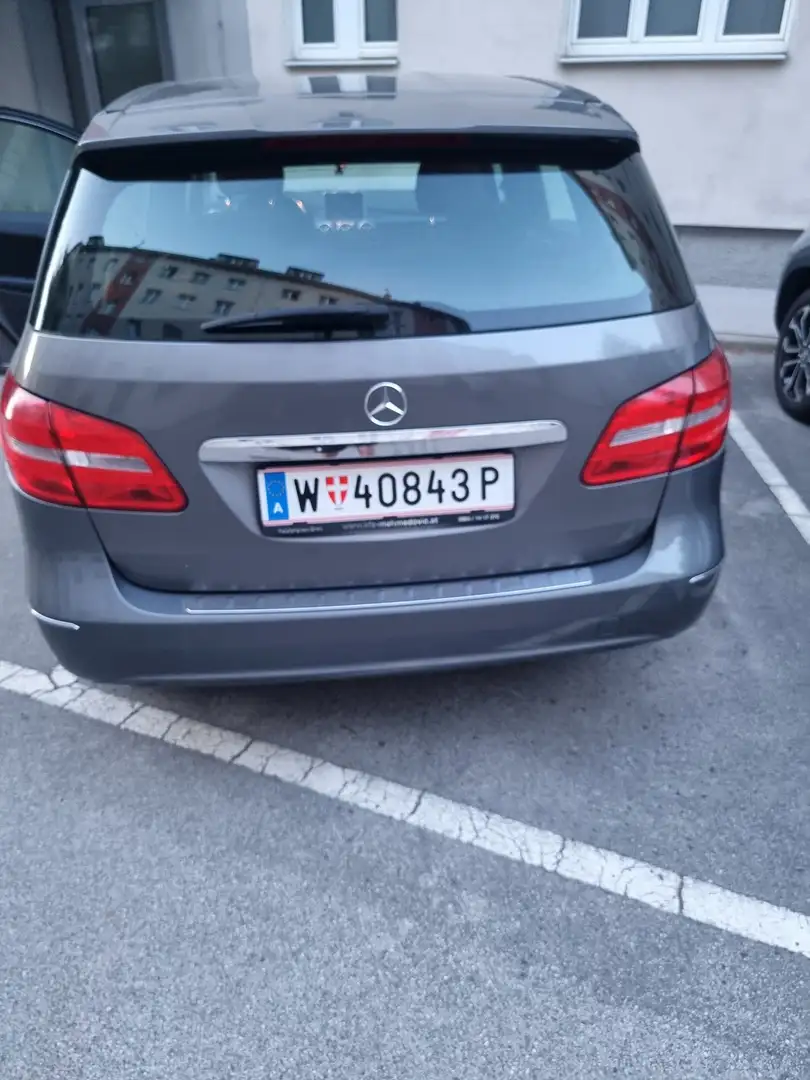 Mercedes-Benz 180 - 2