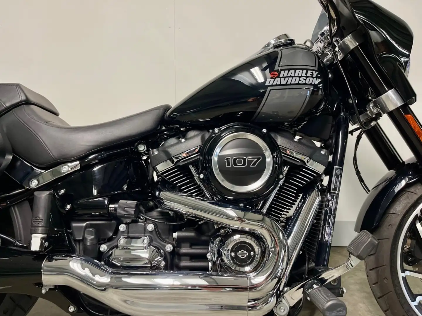 Harley-Davidson Sport Glide SOFTAIL FLSB Negru - 2