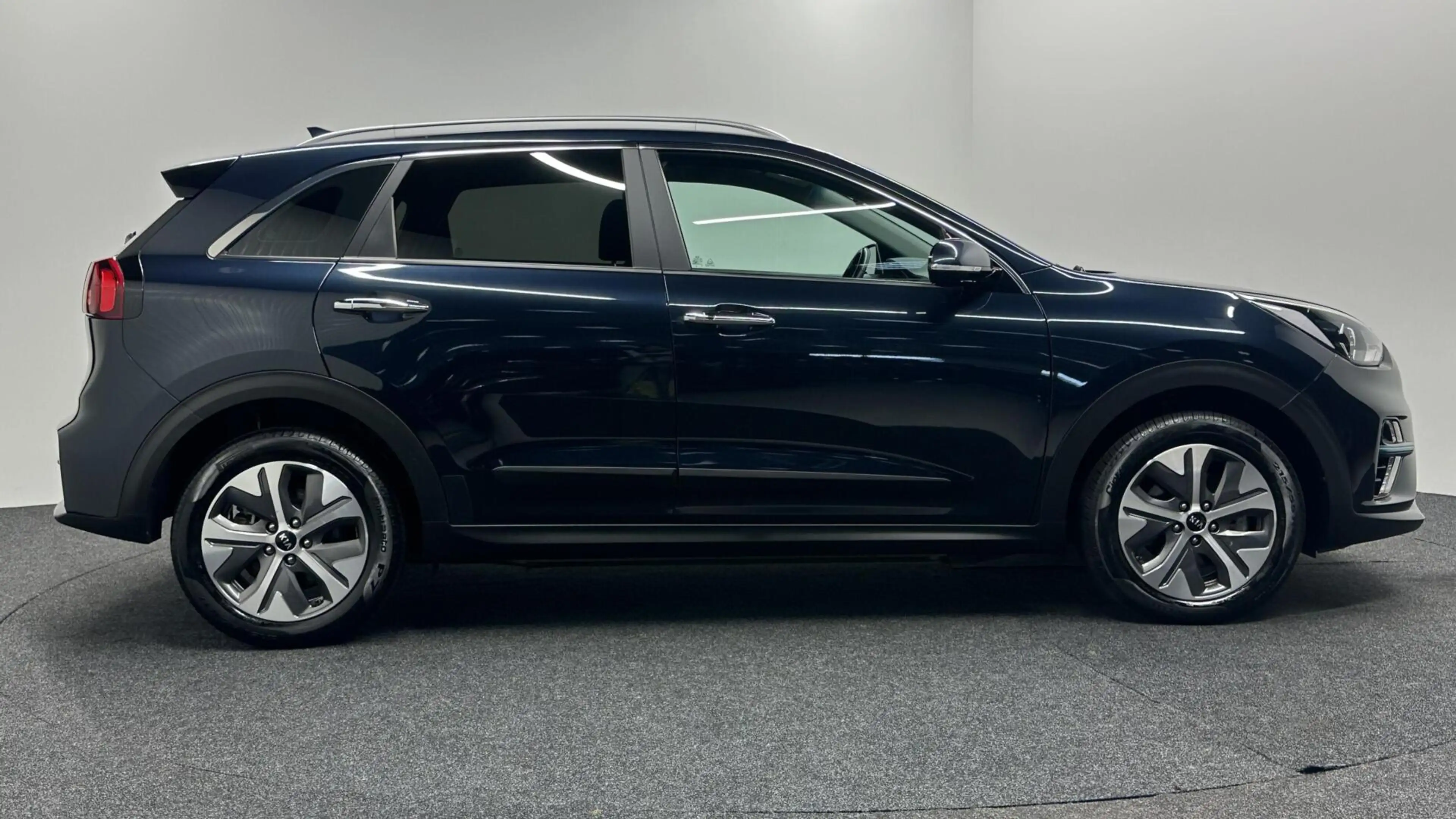 Kia e-Niro DynamicLine 39 kWh NAVI CAMERA CARPLAY ADAPTIEF CR — photo 9
