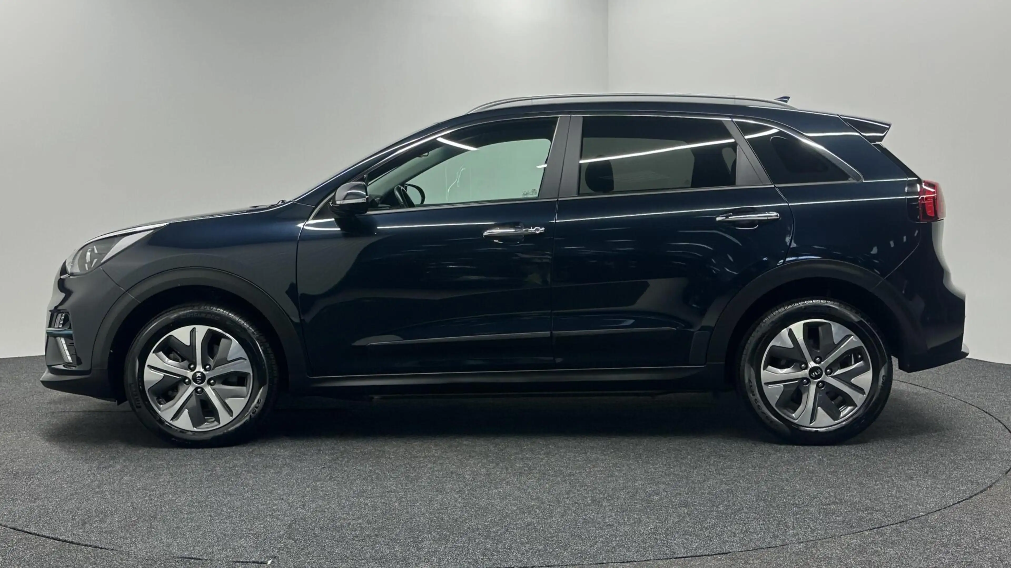 Kia e-Niro DynamicLine 39 kWh NAVI CAMERA CARPLAY ADAPTIEF CR — photo 8