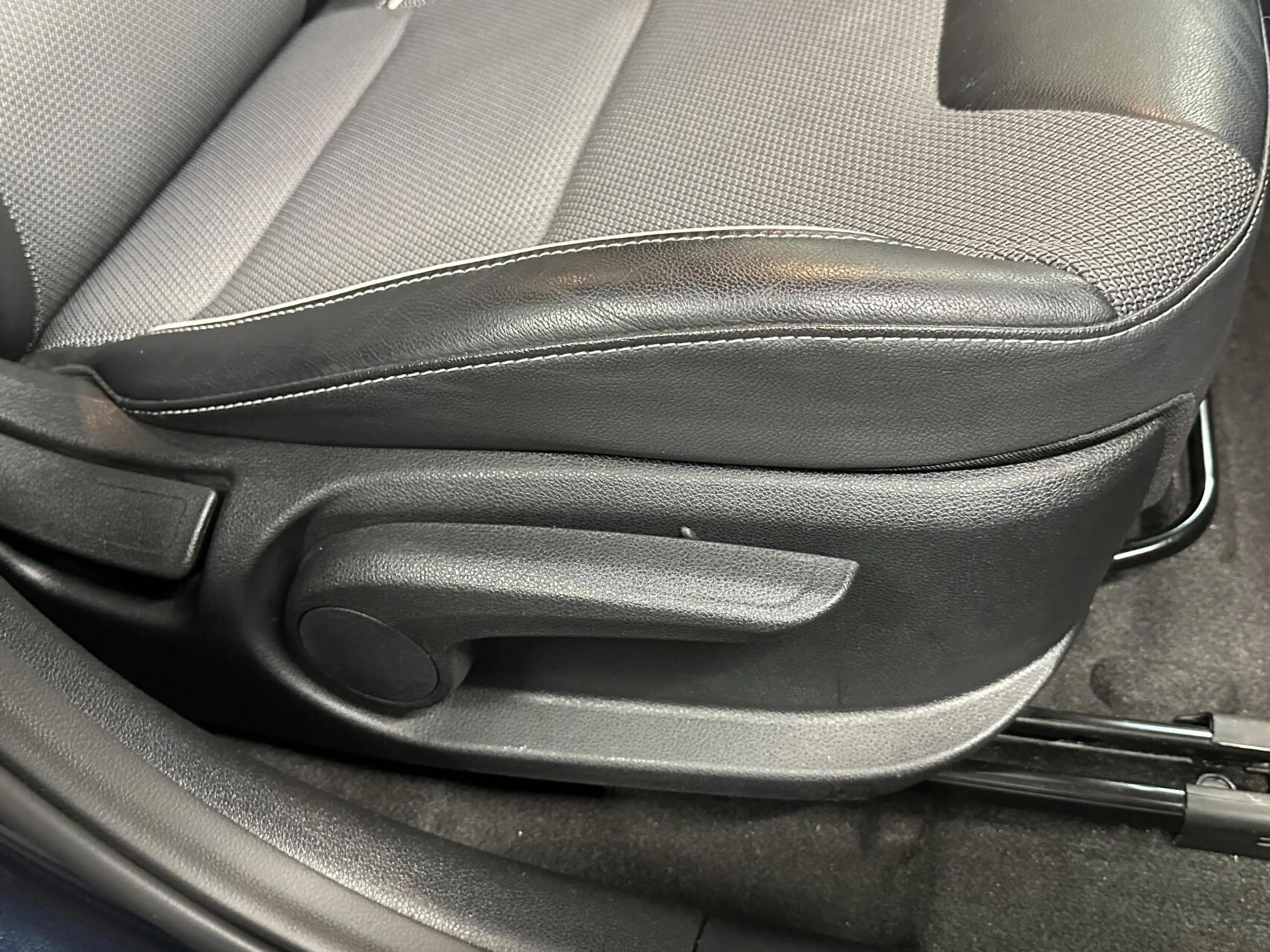 Kia e-Niro DynamicLine 39 kWh NAVI CAMERA CARPLAY ADAPTIEF CR — photo 21