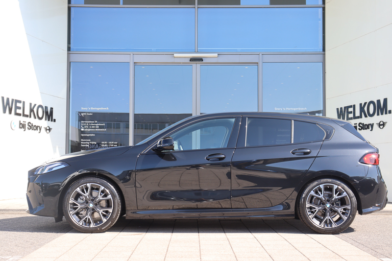 BMW 120 1 Serie M Sport Automaat / Sportstoelen / M Adapti — photo 7