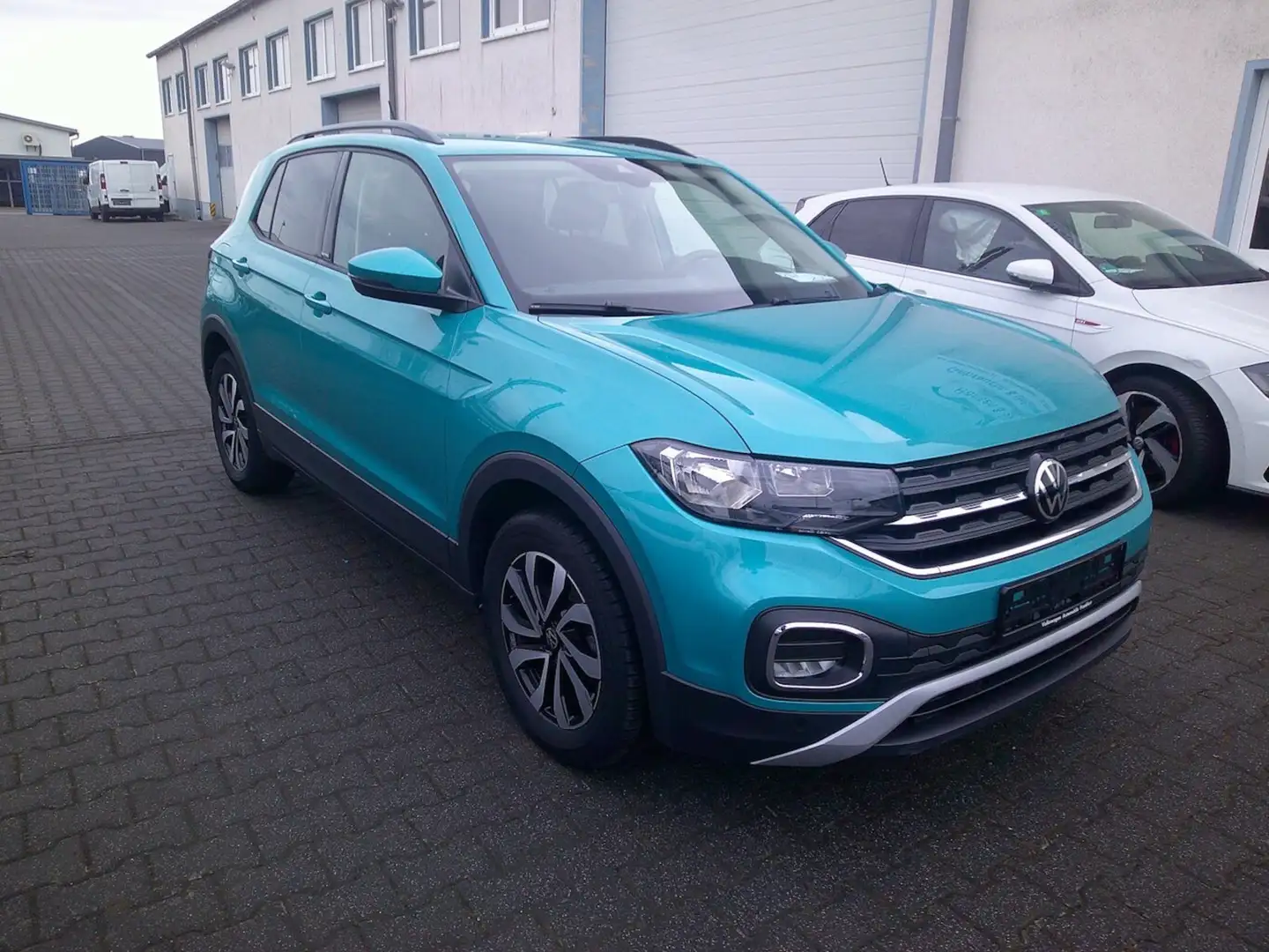 Volkswagen T-Cross Active, 1.0 Benzin Euro 6, Navi, DSG Grün - 2