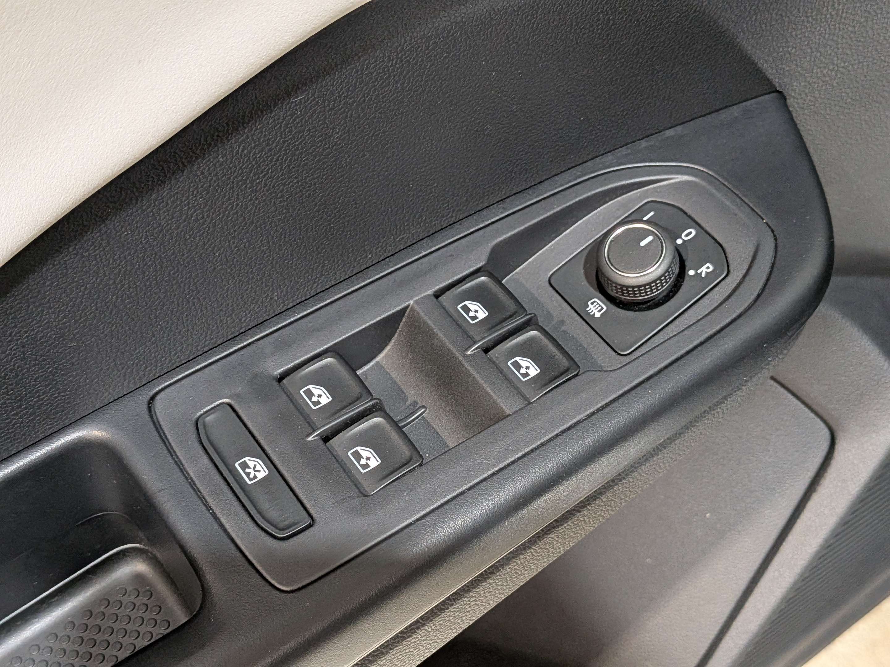 Volkswagen Taos 2025