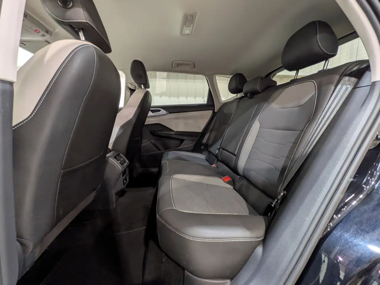 Volkswagen Taos снимка Volkswagen Taos