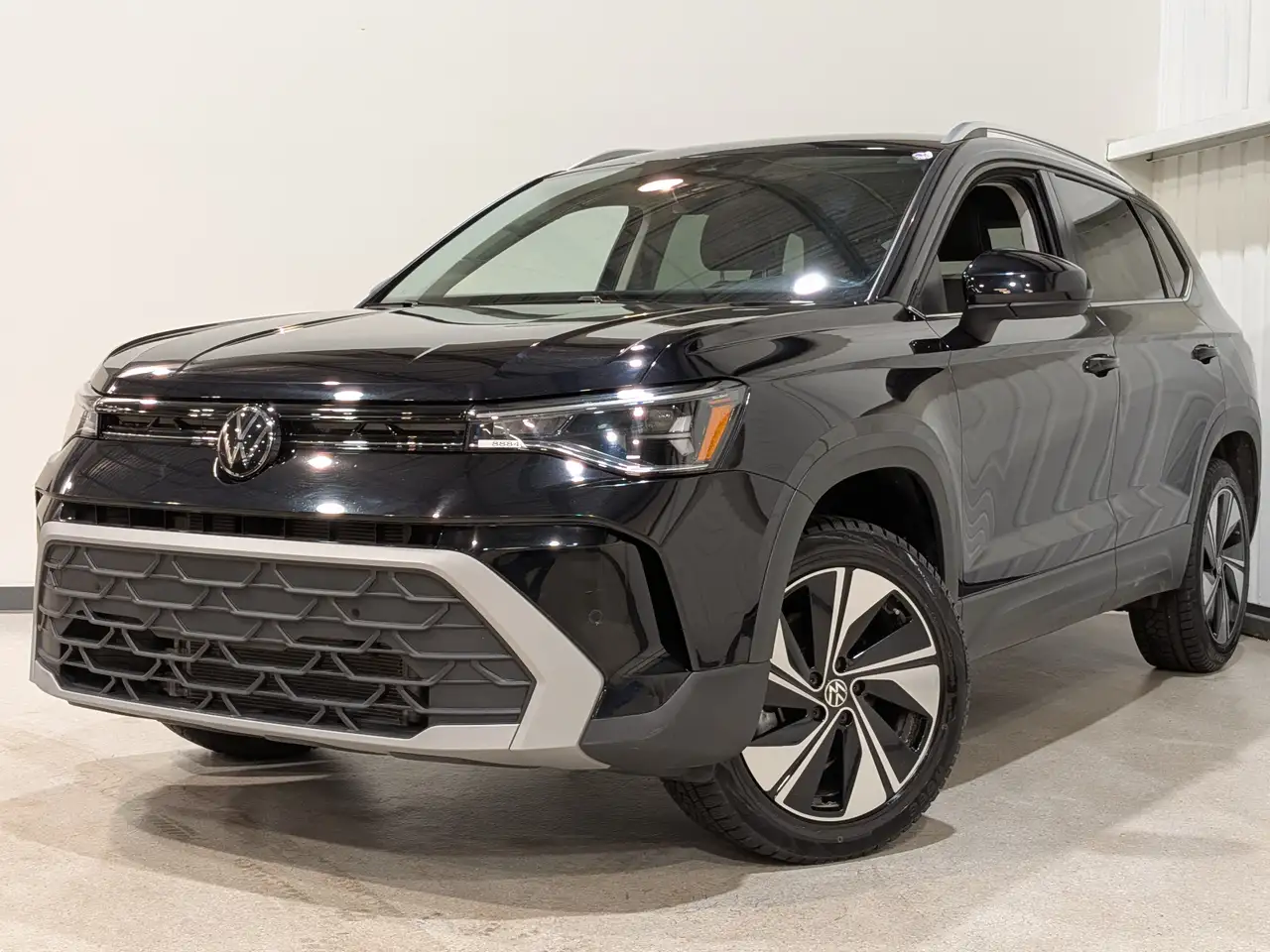 Volkswagen Taos снимка Volkswagen Taos