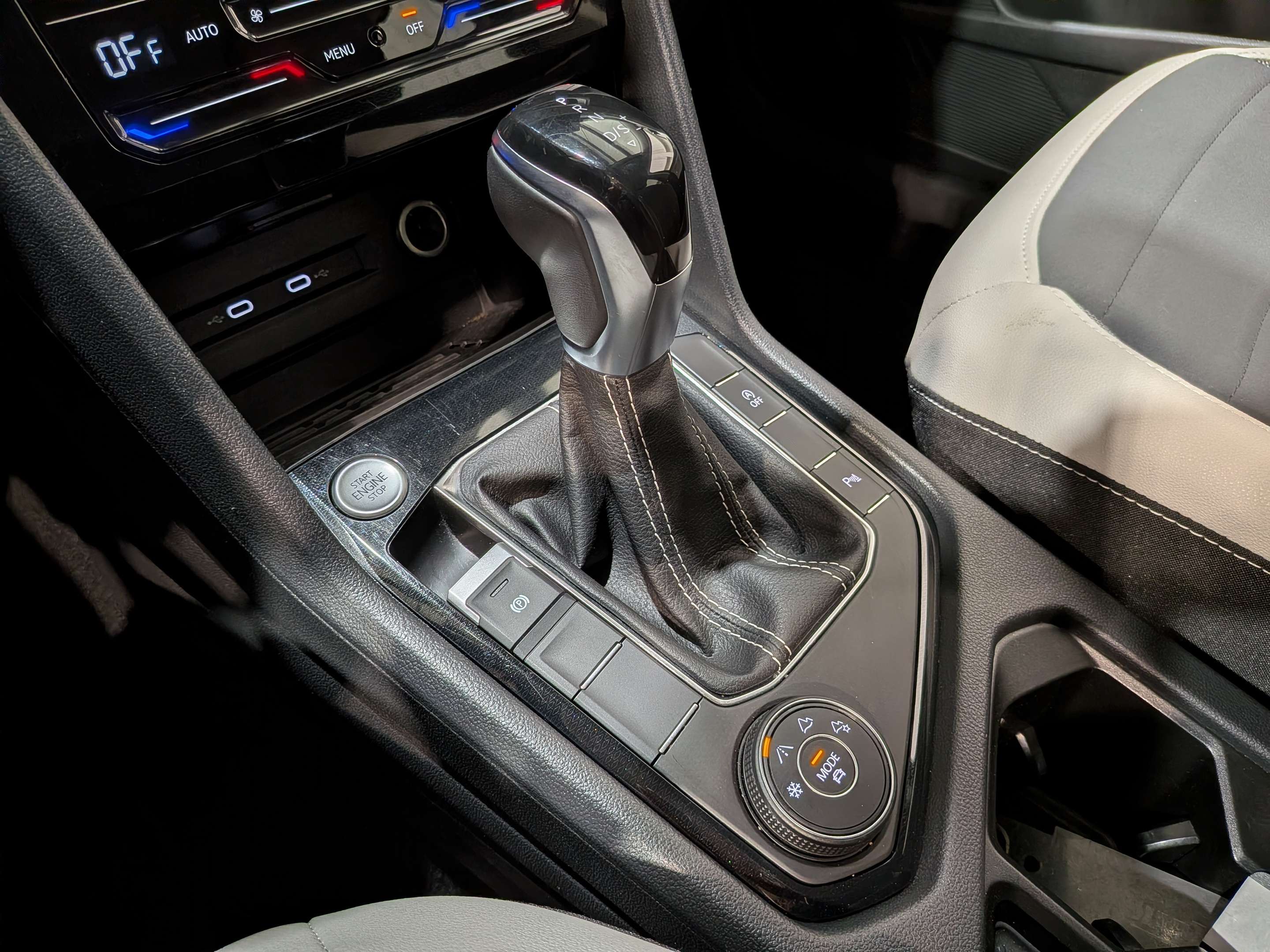 Volkswagen Taos 2025