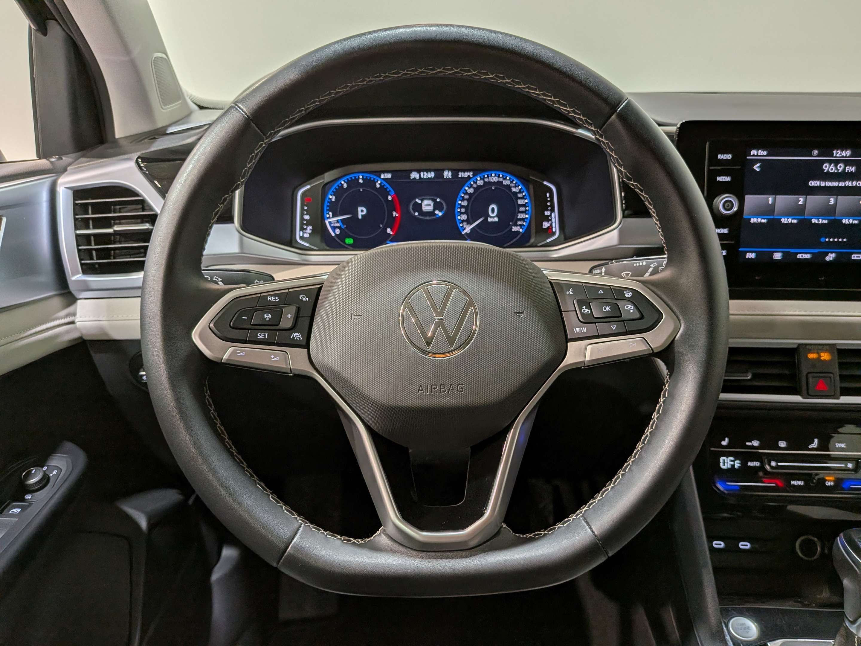 Volkswagen Taos 2025